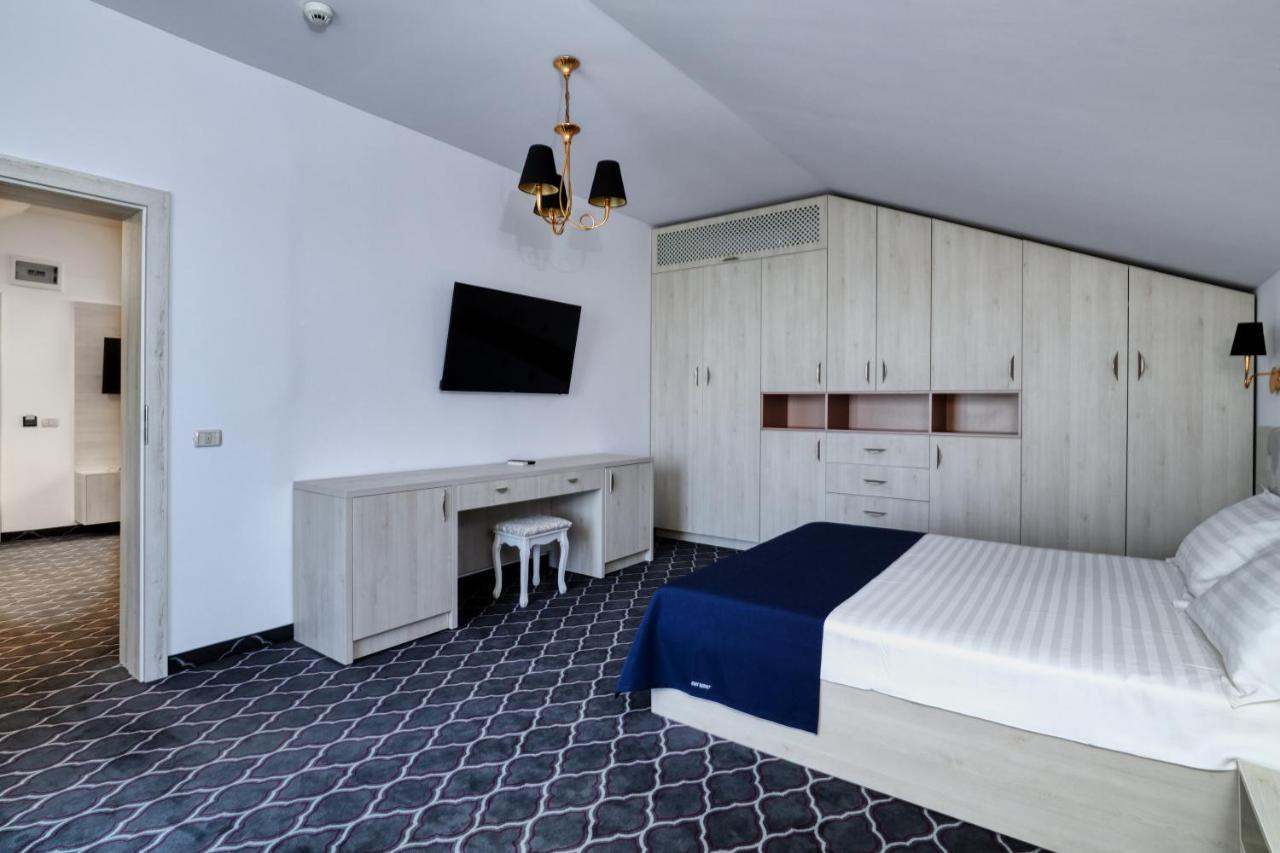 Eros Beach Resort Năvodari Екстериор снимка